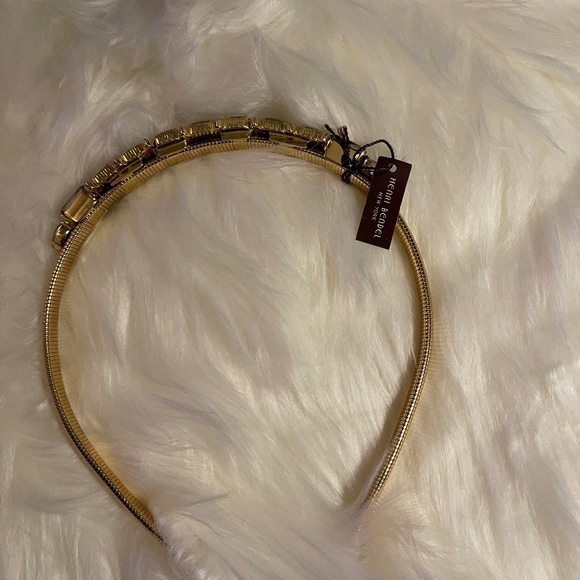NWT- Beautiful new Henri Bendel Delphine gold gems with...